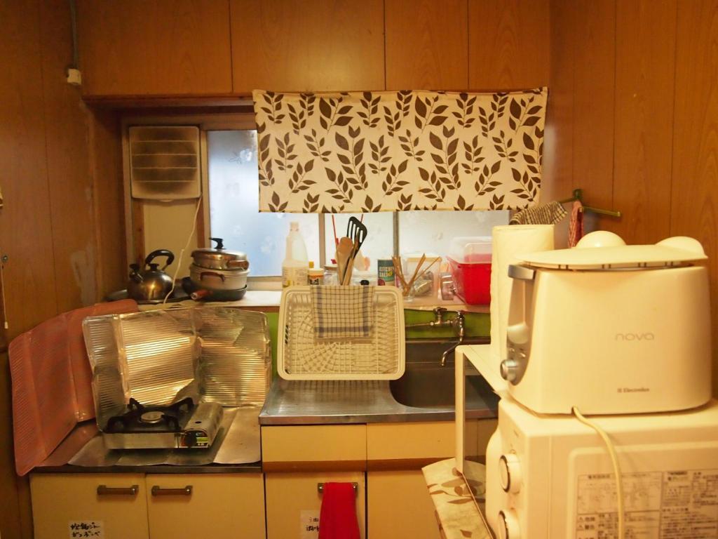 Hotel Tirol Yakushima  Zimmer foto
